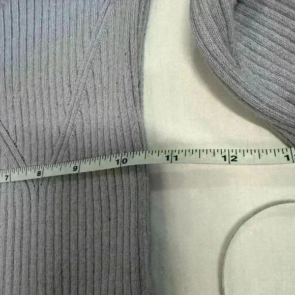 5 for $25| Forever 21 ribbed lavender sweetheart neck line sweater top medium - Picture 11 of 11